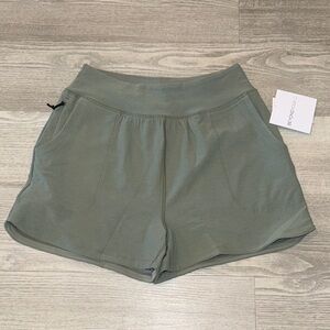 Beyond Yoga Move Up Short - Athletic Shorts